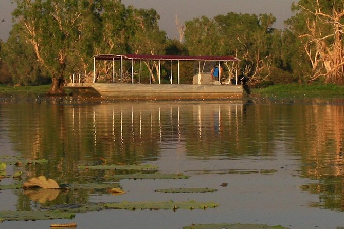 1 Day Corroboree Billabong Wetland Experience including 2.5 hour cruise + lunch - Who will enjoy this most