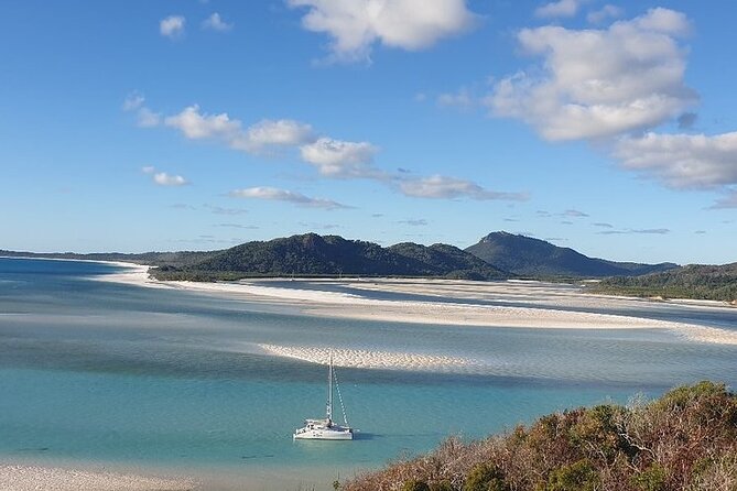 2-Night Whitsundays Sailing Cruise incl. Whitehaven Beach & Great Barrier Reef - Life aboard Spank Me for two nights