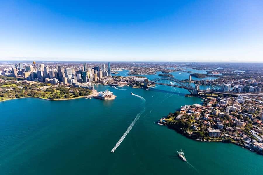 30-minute Private Sydney Harbour Helicopter Tour for 2 - Pilot commentary and what you will learn