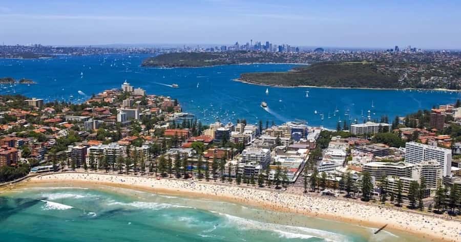 30 Minute Shared Sydney Harbour Scenic Helicopter Tour - Sydney Harbour Bridge and Opera House on the Return