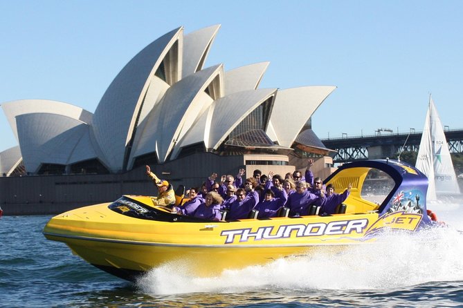 30-Minute Sydney Harbour Jet Boat Ride on Thunder Twist - Safety briefing, ponchos, and the wet factor