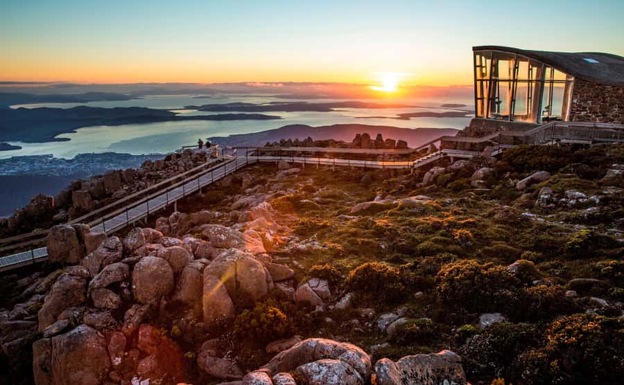 3D Tasmanian Highlights: Hobart, Port Arthur & Bruny Island - A compact route through southern Tasmania