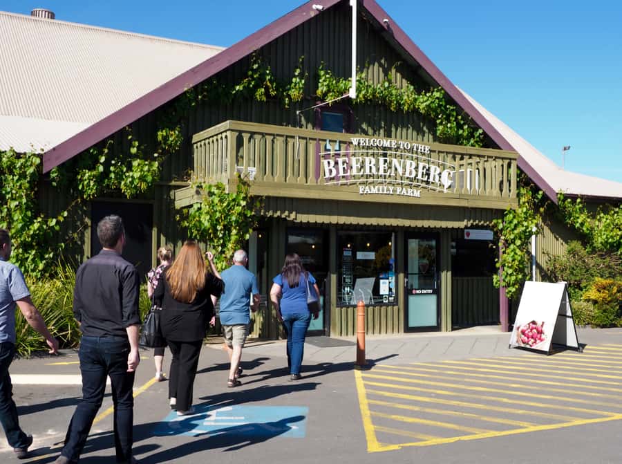 Adelaide: City, Adelaide Hills Villages, and Hahndorf Tour - What $118 includes, and what it does not