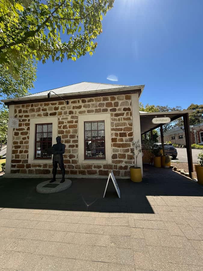 Adelaide City Highlights Half-Day Tour, Mt Lofty & Hahndorf - The guide and vehicle can shape the whole morning
