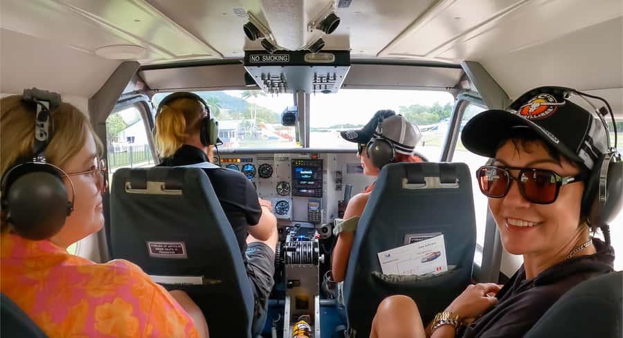 Airlie Beach: Fly Raft Package w Scenic Flight & Snorkeling - Hill Inlet and the northern end of Whitehaven