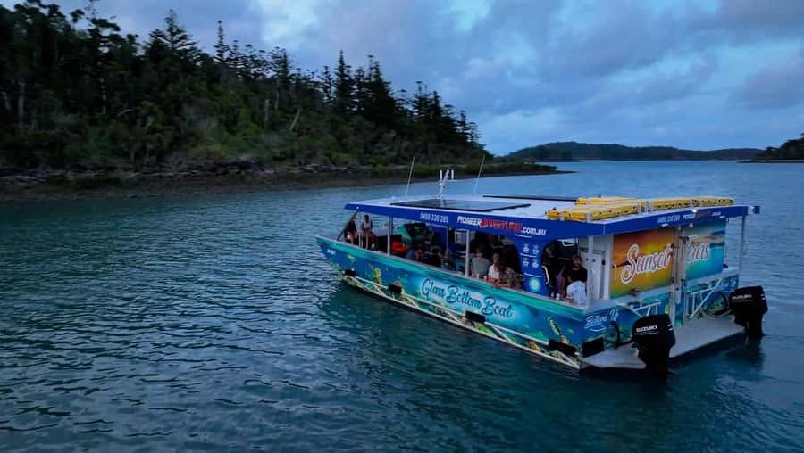 Airlie Beach: Glass-Bottom Boat Night Tour - Starting at Shute Harbour at 6:45 PM