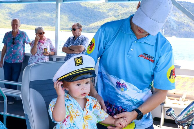 Airlie Beach: Glass-Bottom Boat Tour - Coral, fish, turtles, and the living reef