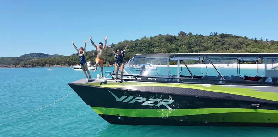 Airlie Beach: Great Barrier Reef & Whitehaven Beach Tour - What to bring and how to prepare
