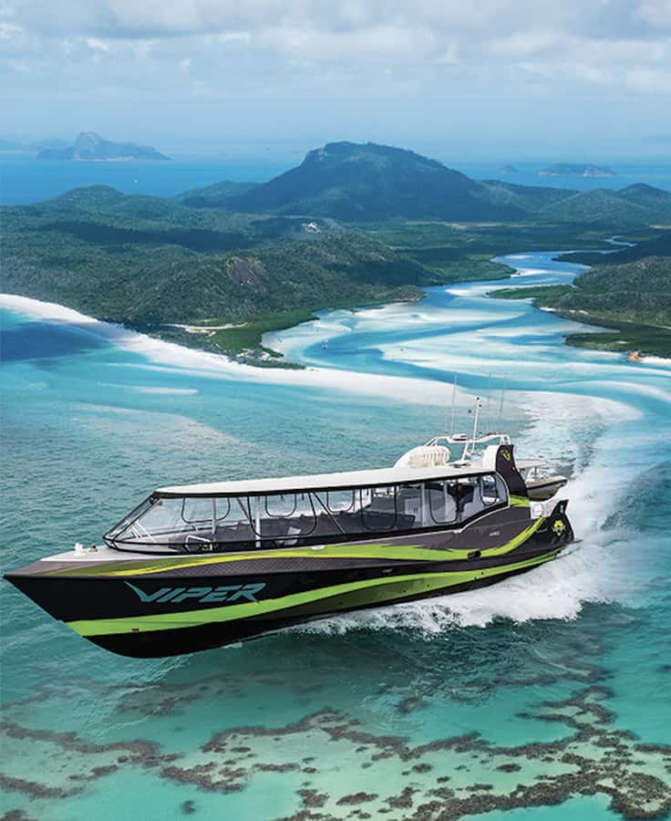 Airlie Beach: Great Barrier Reef & Whitehaven Beach Tour - Hill Inlet lookout and its famous shifting sands