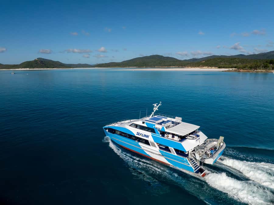 Airlie Beach: Hill Inlet Lookout and Whitehaven Beach Cruise - Key points at a glance