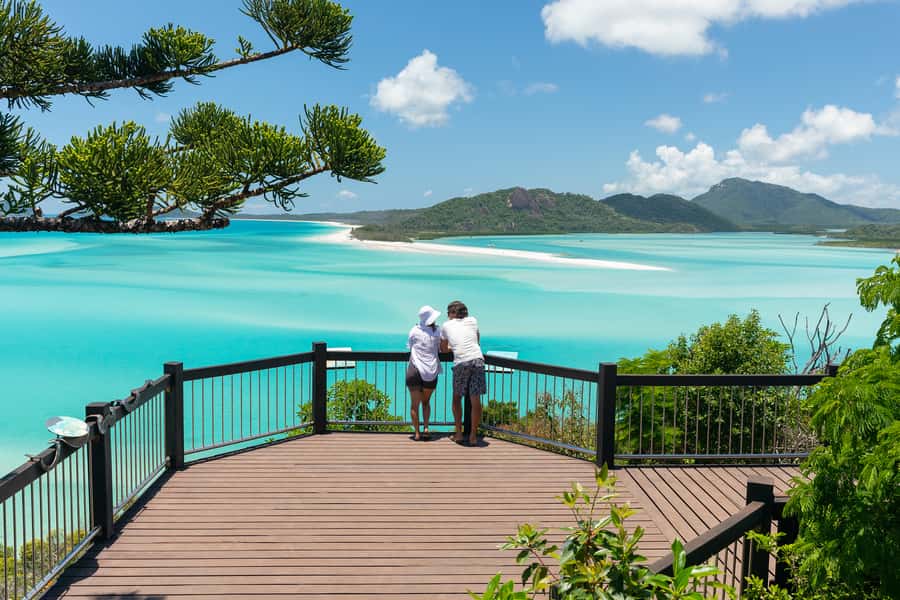 Airlie Beach: Hill Inlet Lookout and Whitehaven Beach Cruise - Cruising through the Whitsunday Islands