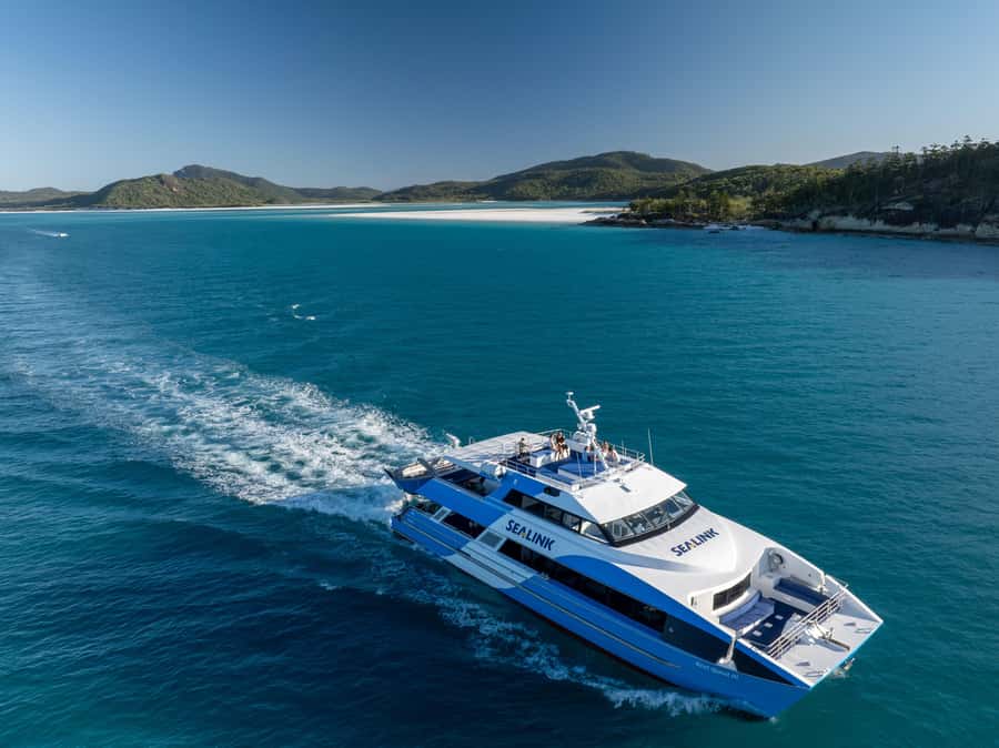 Airlie Beach: Hill Inlet Lookout and Whitehaven Beach Cruise - Walking to Hill Inlet Lookout