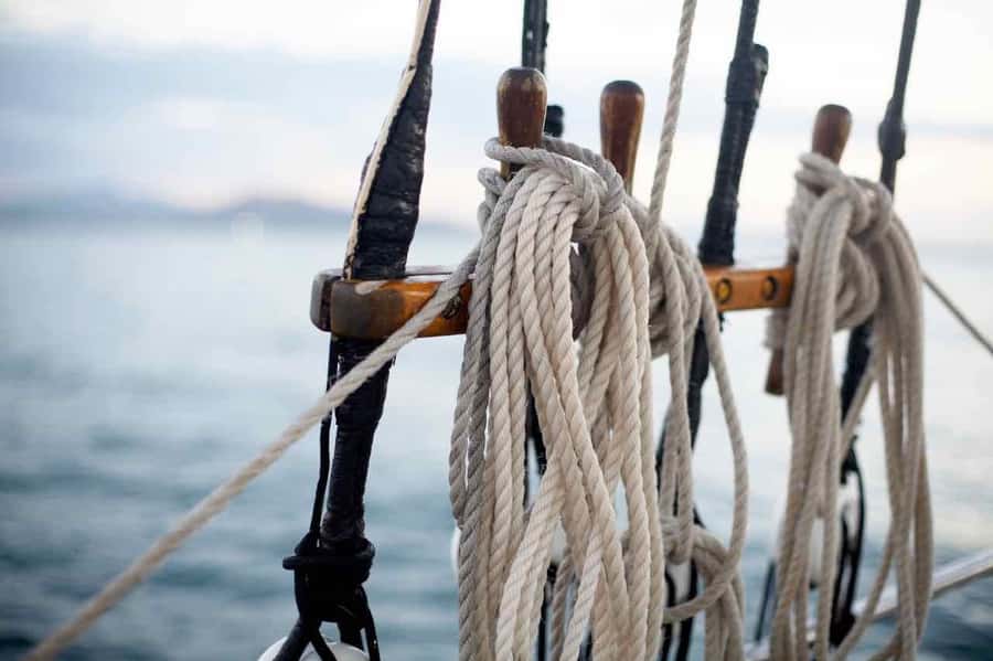 Airlie Beach: Providence Whitsundays Tallship Sunset Sail - Providence V, an old schooner with movie credentials