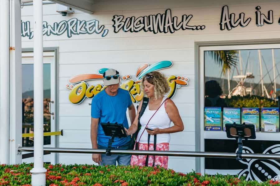 Airlie Beach: Snorkel, Hill Inlet Lookout & Whitehaven Beach - The crew, music, and safety style