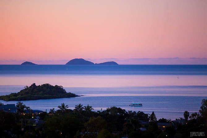 Airlie Beach Sunset Cruise - Pioneer Bay and the First Sunset Views