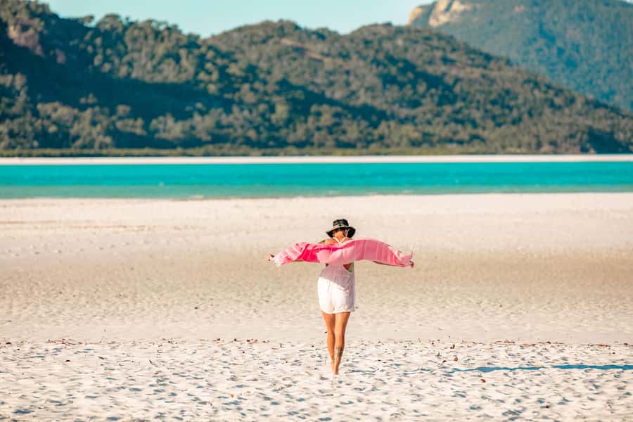 Airlie Beach: Whitsunday Islands 2-Day Sailing Tour - Sleeping aboard for one night