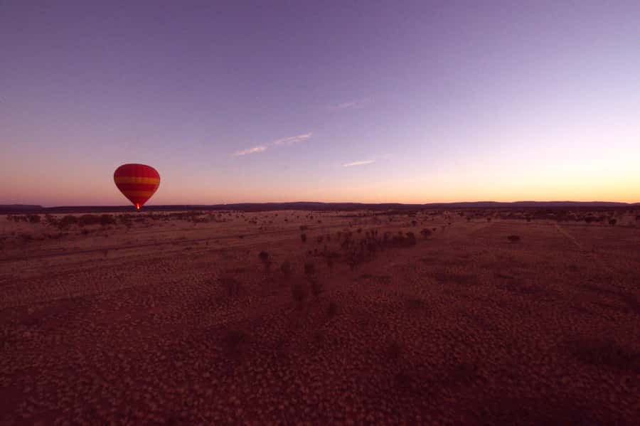 Alice Springs: Early Morning Hot Air Balloon Flight - Booking advice for the best morning
