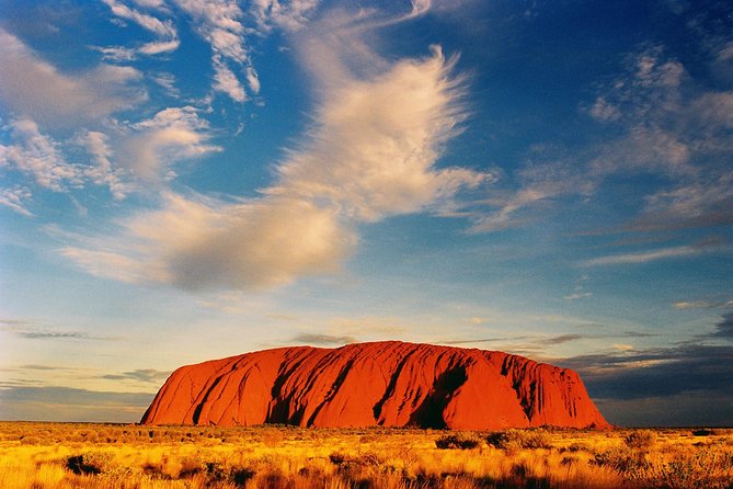 Ayers Rock Day Trip from Alice Springs Including BBQ Dinner - A short Yulara stop before the park