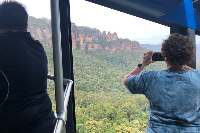 Blue Mountains Day Trip from Sydney Including Scenic World - Leura provides the lunch break