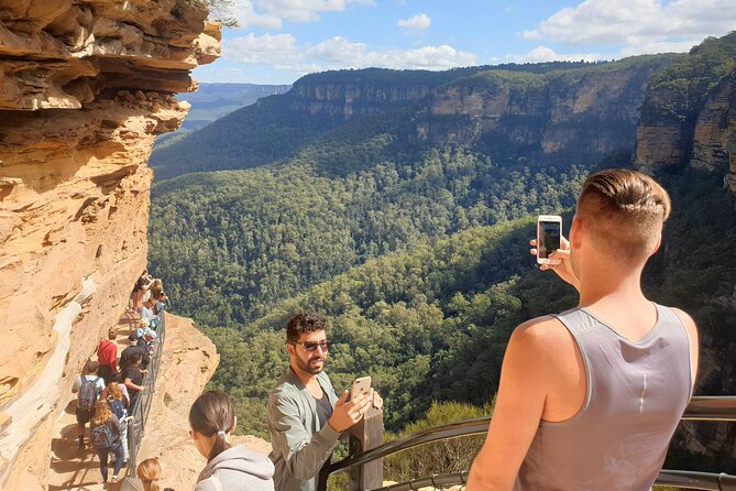 Blue Mountains Small Group Tour with Waterfall Walk & Fresh Lunch - Who Should Book This Tour