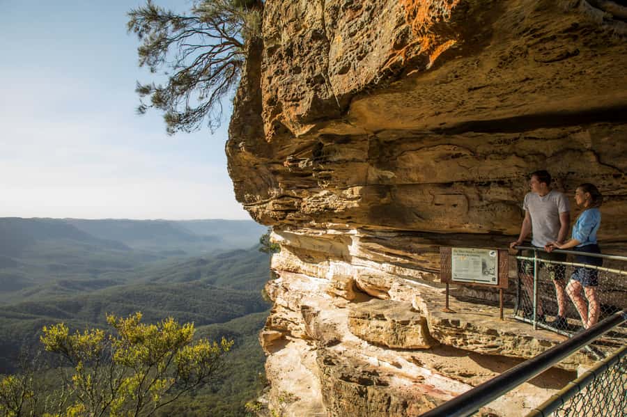 Blue Mountains Sunset Waterfalls Wildlife Tour From Sydney - Echo Point and the Three Sisters