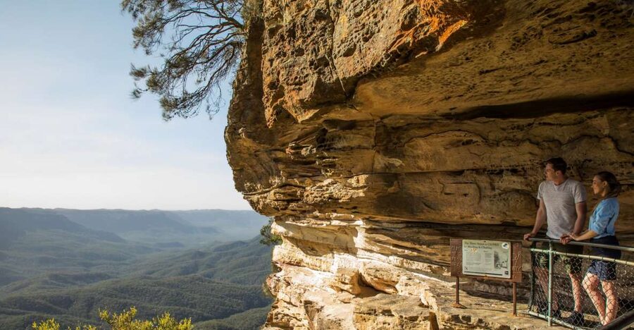 Blue Mountains Sunset Waterfalls Wildlife Tour From Sydney - Wildlife and nature commentary