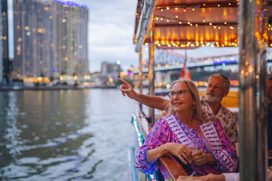 Brisbane: Midday 1.5-Hour Sightseeing Cruise 12.30pm-2.00pm - Tea, Coffee, Cakes, and the Onboard Bar