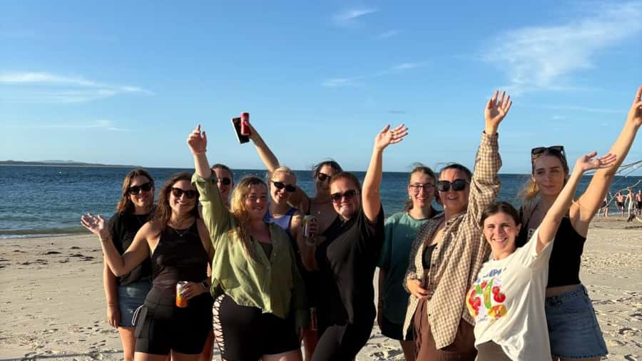 Brisbane to North Stradbroke Island Day: Wildlife & Beaches - Cylinder Beach and a proper break