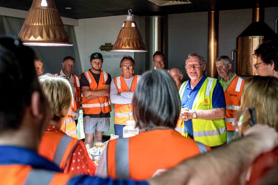 Brisbane: XXXX Beer Brewery Tour and Beer Tasting - Ingredients, brewing, and the perfect pour