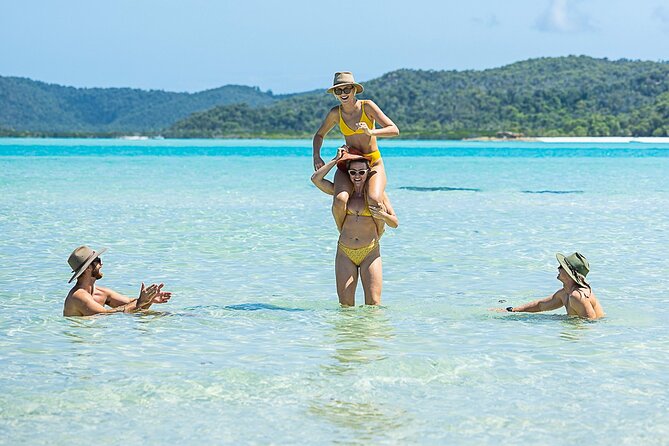 Camira Sailing Adventure through Whitsunday Islands - Who should book Camira?