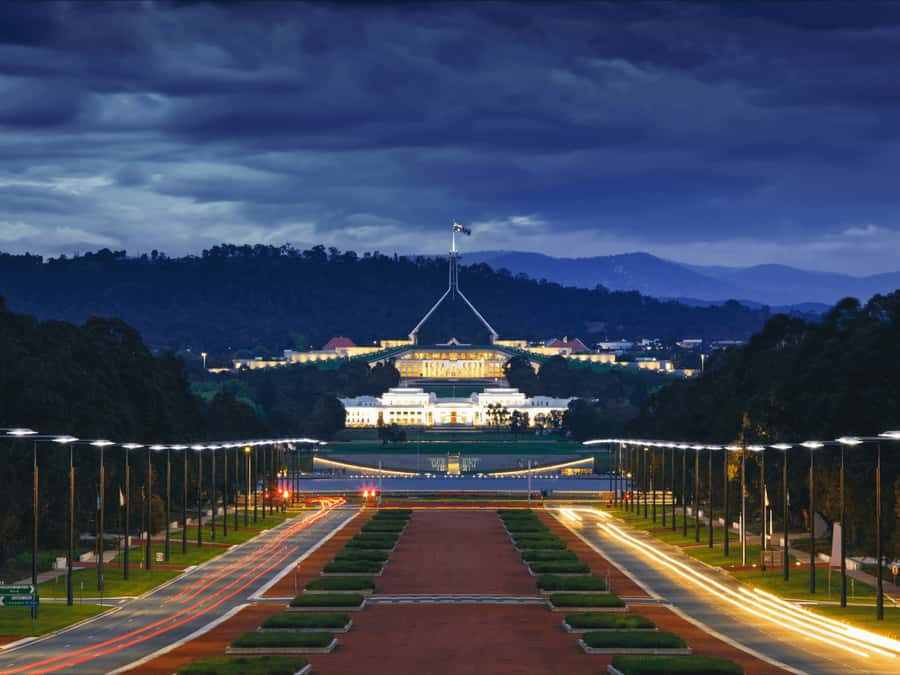 Canberra: City Highlights Day Tour with Entrance Fees - The Lodge is a passing glimpse, not a visit