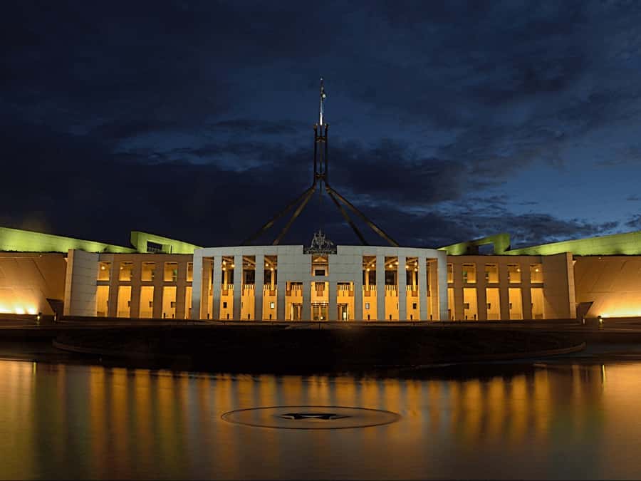 Canberra: City Highlights Day Tour with Entrance Fees - Mount Ainslie gives you the city at a glance