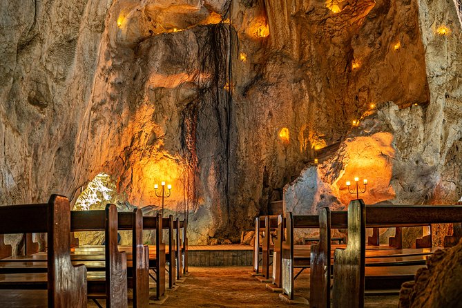 Capricorn Caves Cathedral Cave Tour - Getting there from Rockhampton