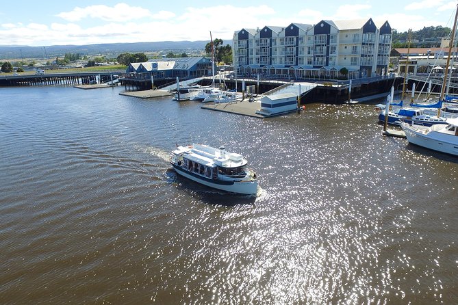 Cataract Gorge Cruise 11:30 am - Key points to know before booking