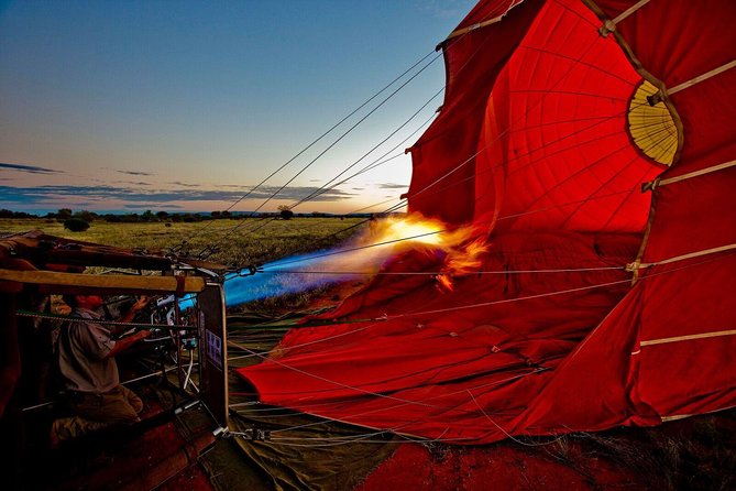 Early Morning Ballooning in Alice Springs - Why a balloon is a fine way to see Alice Springs
