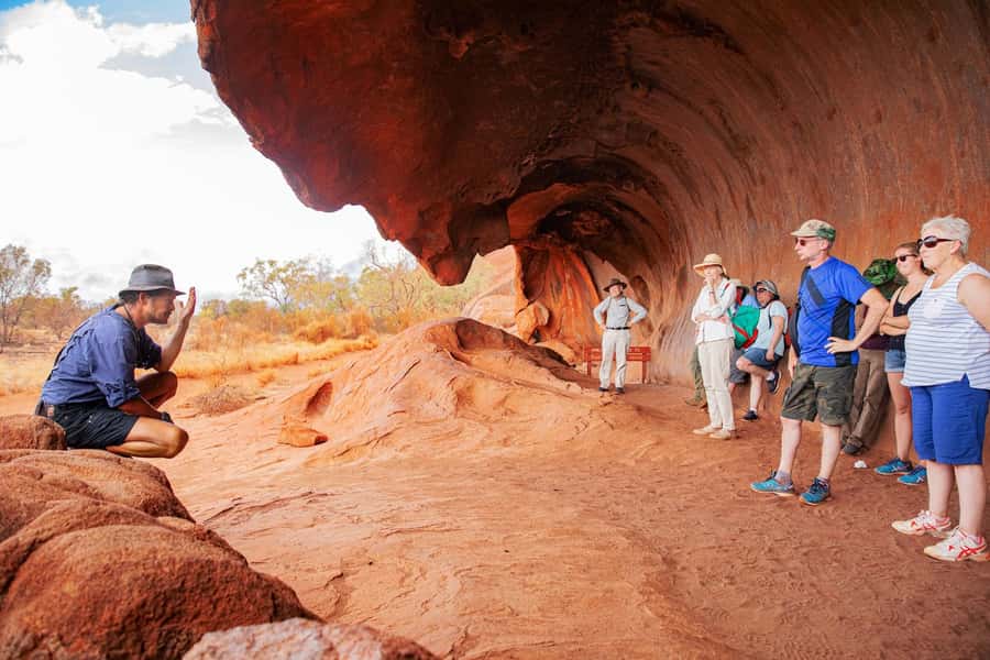 From Alice Springs: Day Trip to Uluru with BBQ Dinner - Mutitjulu Waterhole is the quieter cultural stop
