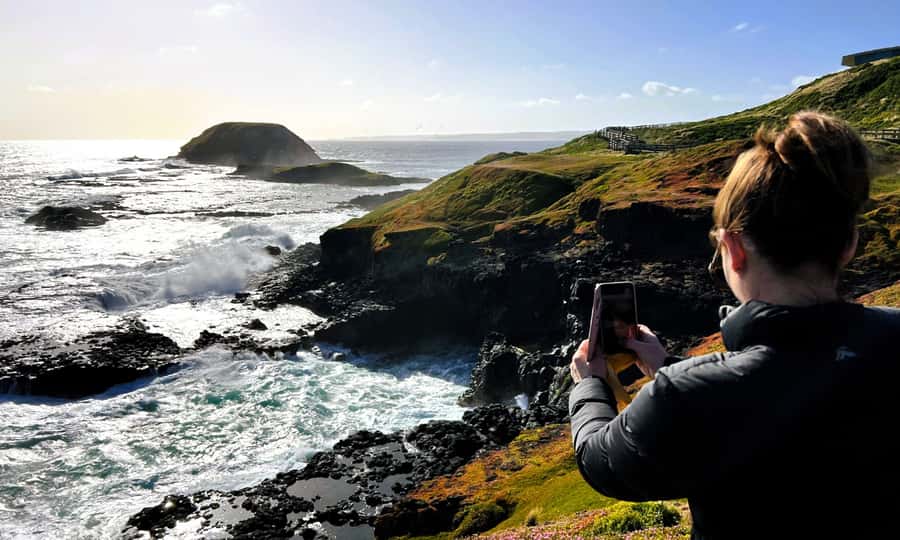 From Melbourne: Phillip Island Penguin Parade Eco Tour - The day’s pace and the late return