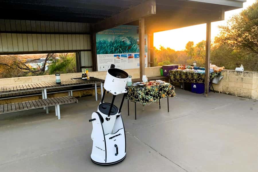 From Perth: Pinnacles Sunset and Stargazing Tour with Dinner - Dinner with wine beneath the stars