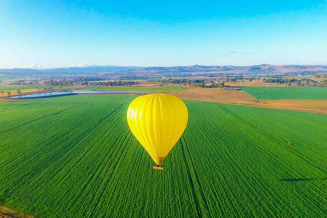 Gold Coast Hot Air Balloon + Winery Breakfast + Return Transfers - The 4am Pickup and Drive to the Launch Site