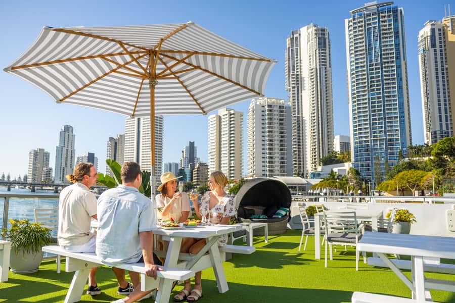 Gold Coast: Sightseeing Cruise with Buffet Lunch - Boarding at Appel Park in Surfers Paradise