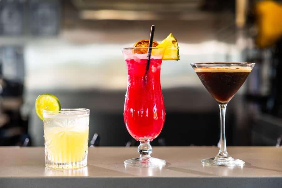 Gold Coast: Sightseeing Cruise with Buffet Lunch - Drinks at the licensed onboard bar