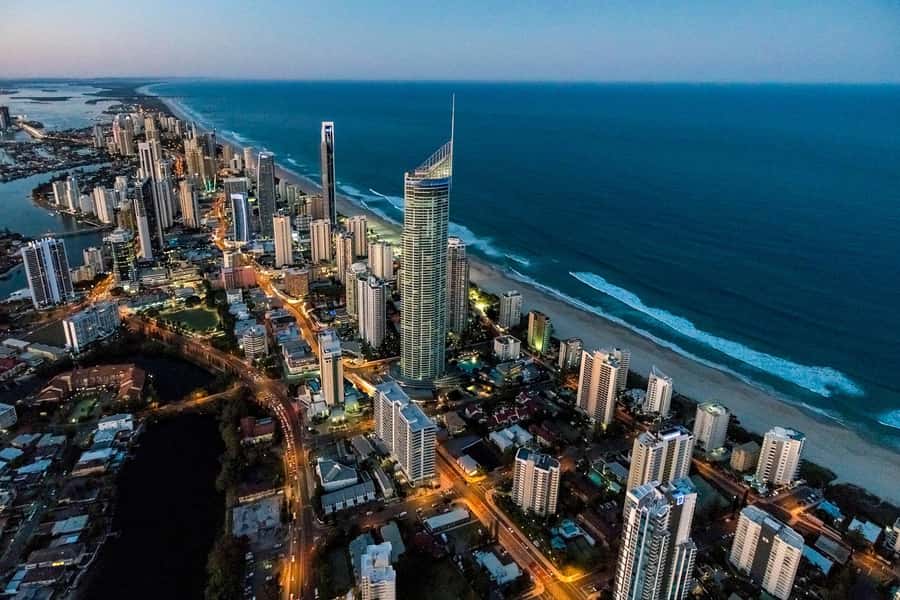 Gold Coast: SkyPoint Observation Deck Ticket - Eating at SkyPoint Bar + Bistro