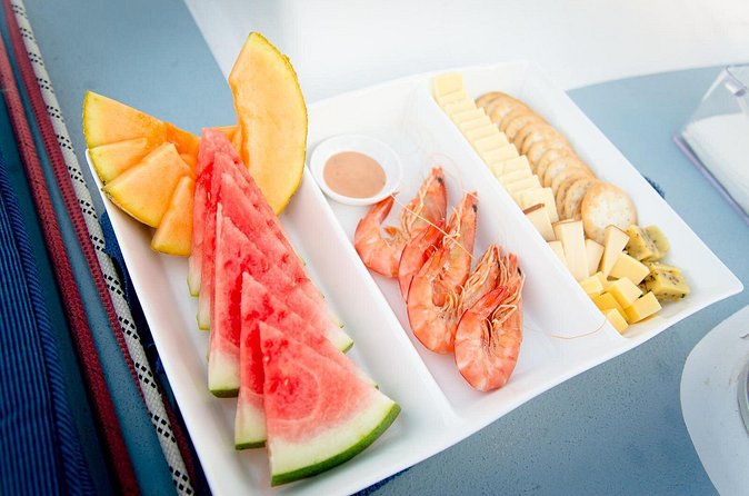Gold Coast Sunset Cruise with sparkling wine & nibbles platter - Wildlife along the way