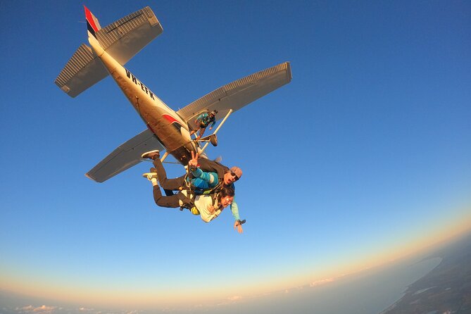 Gold Coast Tandem Skydive - Weather, scheduling, and practical limits