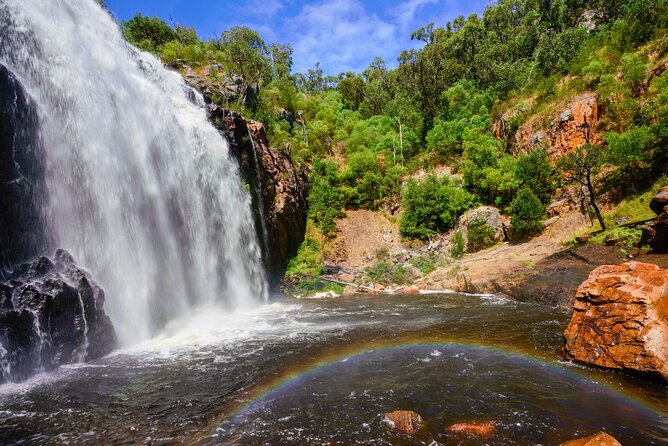 Grampians National Park Small-Group Eco Tour from Melbourne - Halls Gap, kangaroos, and lunch