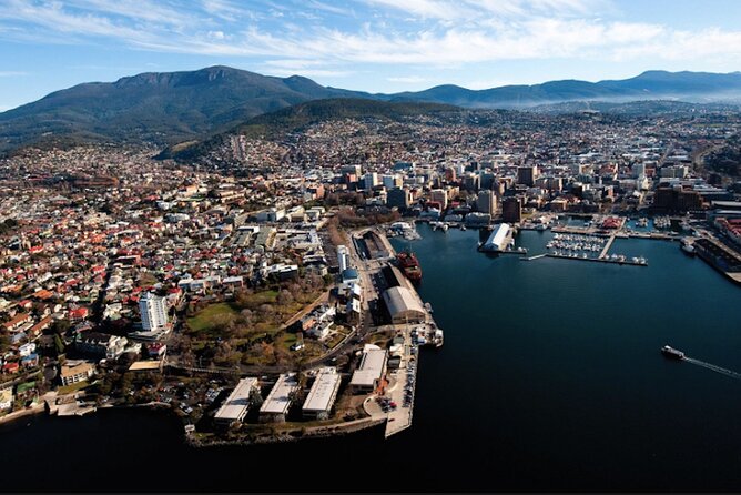 Hobart Highlights Day Tour - Richmond’s convict past and old stone buildings