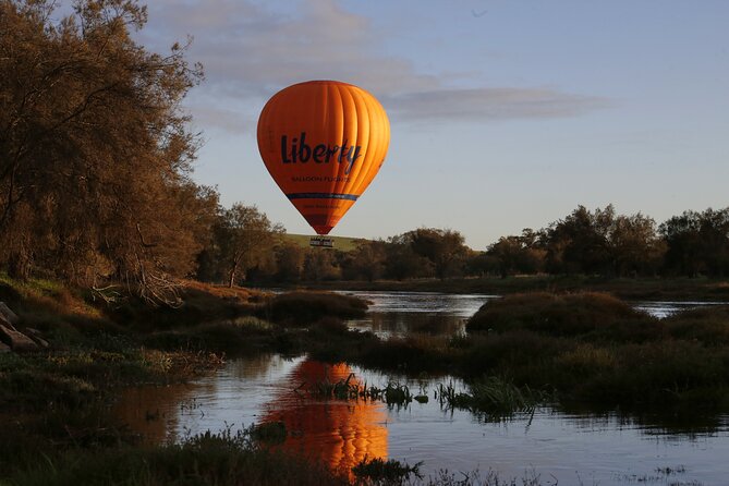 Hot Air Balloon Flights in Perth (Avon Valley) with breakfast - Meeting in Northam before dawn