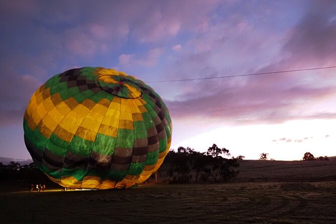Hot Air Balloon Flights in Perth (Avon Valley) with breakfast - The pilot’s role and the safety briefing