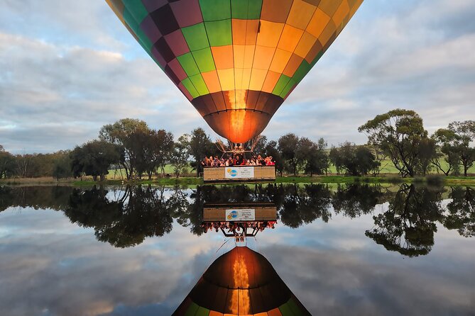 Hot Air Balloon Flights in Perth (Avon Valley) with breakfast - Helping to bring the balloon to life