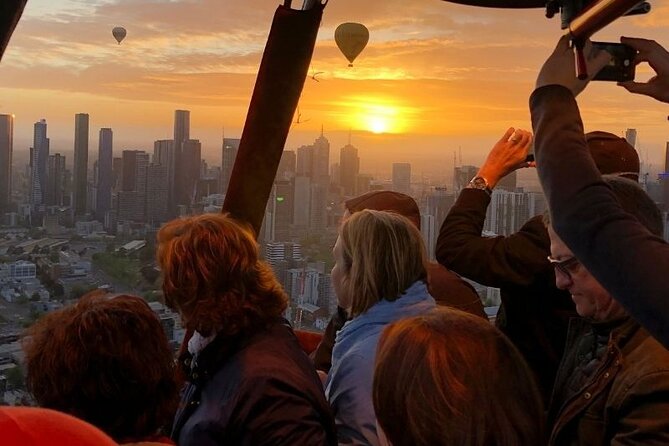 Hot Air Balloon Flights over Melbourne City (optional breakfast) - Who will enjoy this morning most